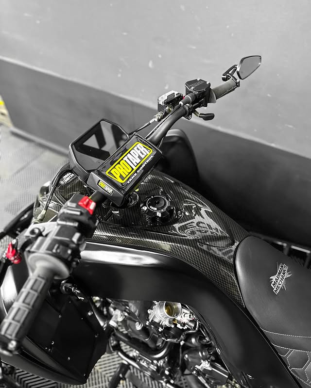 black Yamaha Raptor X 700R for sale - Image 4